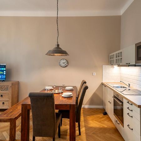 Apart Hotel Zborovska Prag Dış mekan fotoğraf