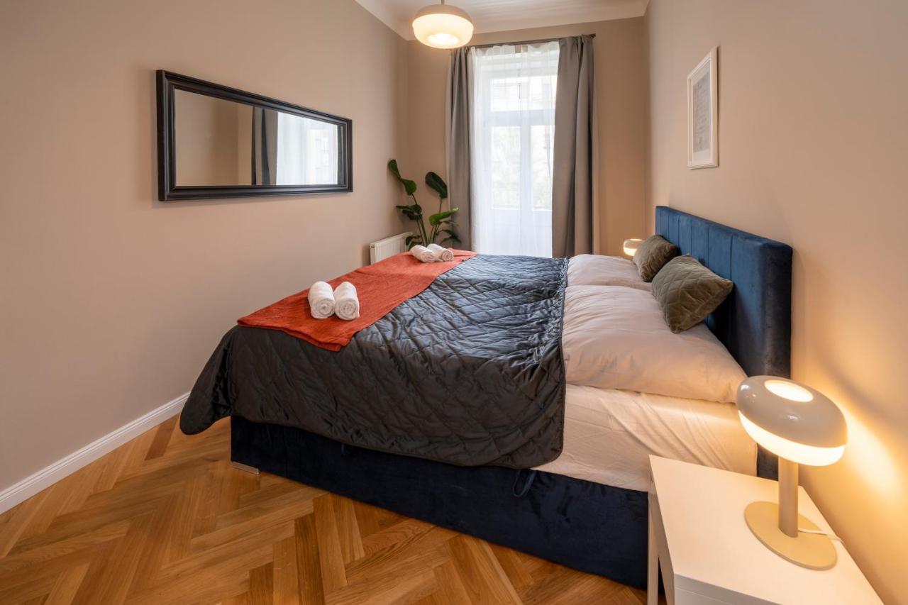 Apart Hotel Zborovska Prag Dış mekan fotoğraf