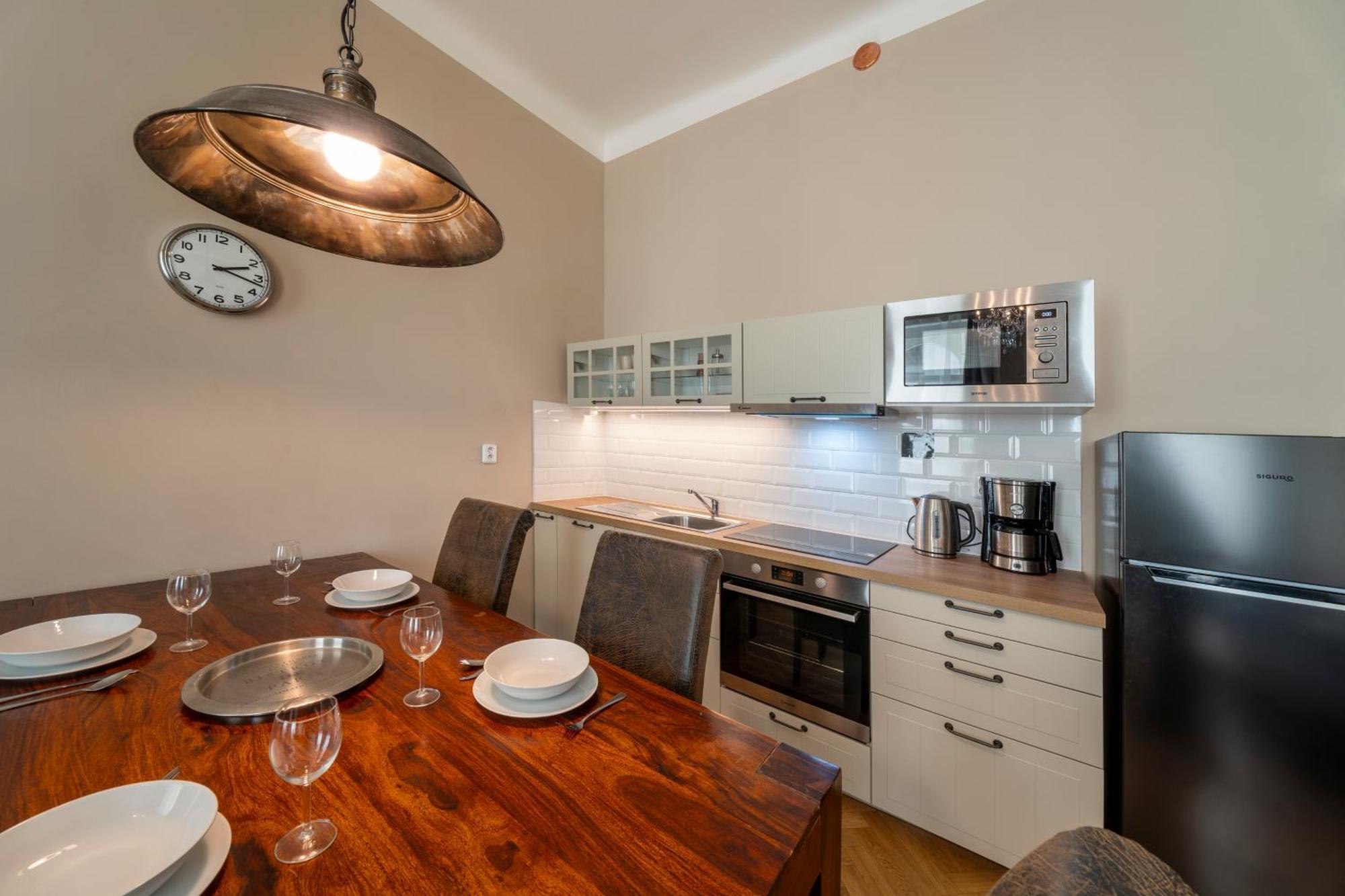 Apart Hotel Zborovska Prag Dış mekan fotoğraf