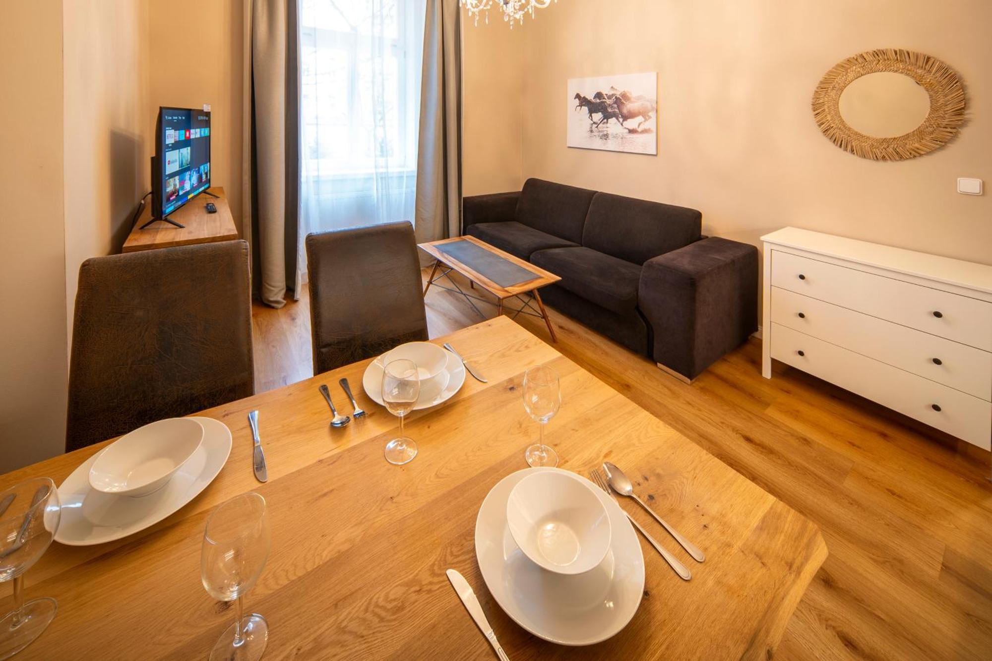 Apart Hotel Zborovska Prag Dış mekan fotoğraf