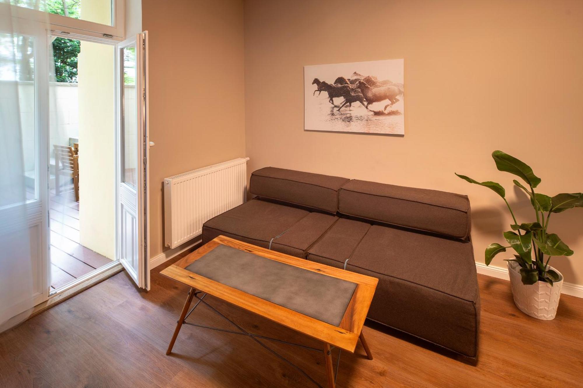 Apart Hotel Zborovska Prag Dış mekan fotoğraf