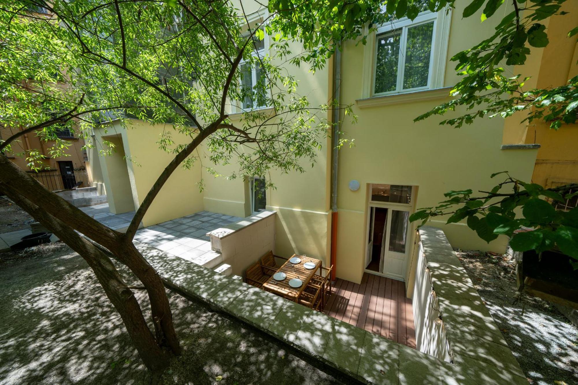 Apart Hotel Zborovska Prag Dış mekan fotoğraf